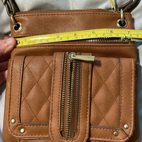 Vegan leather crossbody bag NWOT - Picture 7 of 8